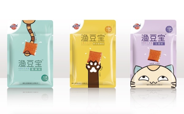 蜡笔小新品牌“鱼豆腐系列”食品包装设计