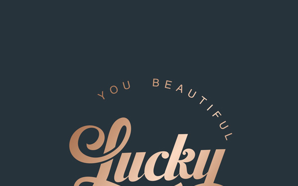 lucky 标志设计图1